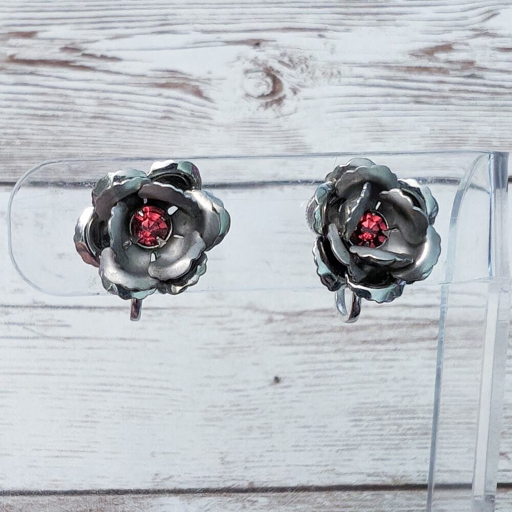 Vintage Prestige Screw Back Earrings Flower Rose Earrings